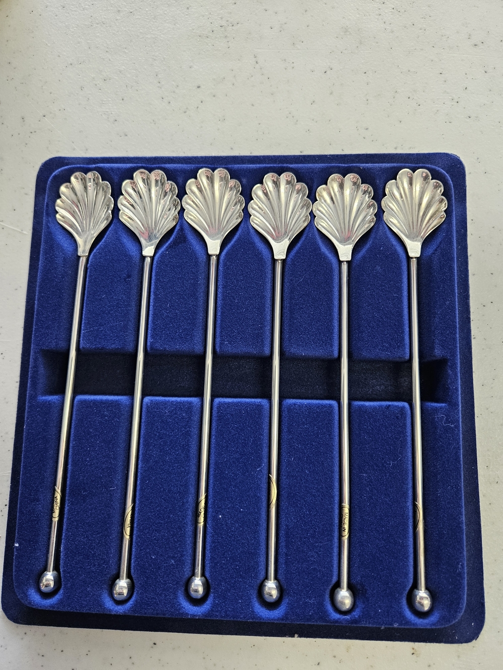 WINTHROP Silver Plated Tea/Cocktail Sipping Spoons/Straws Clam Shell Design